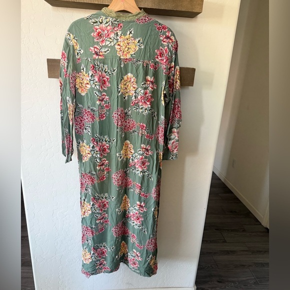 Angie|Boho Floral Green Kimono Duster,open front longline,lace crotchet trim•Med - Picture 6 of 12
